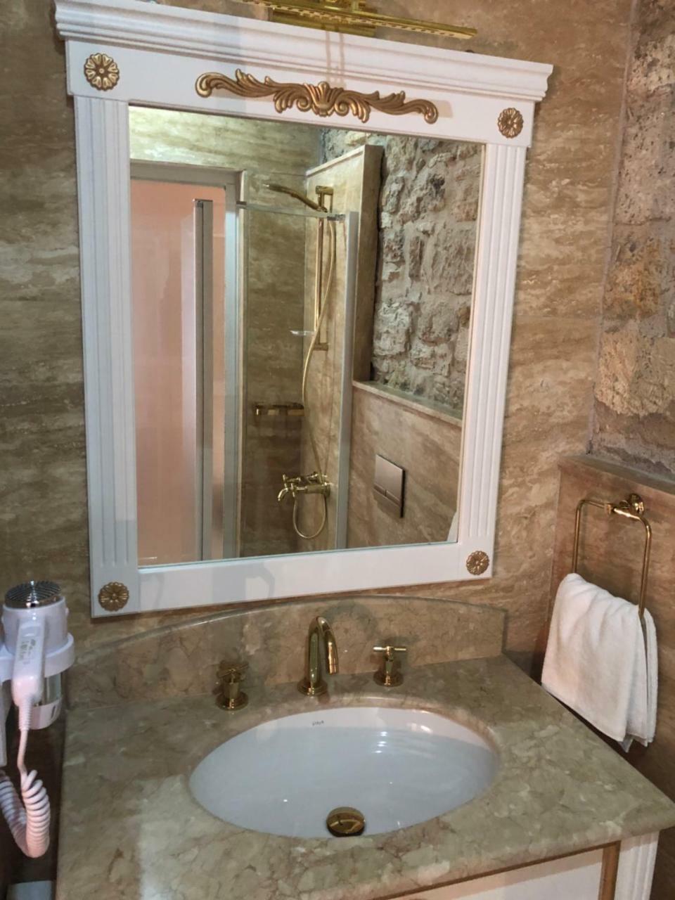 Laledan Hotel Cesme Exterior photo