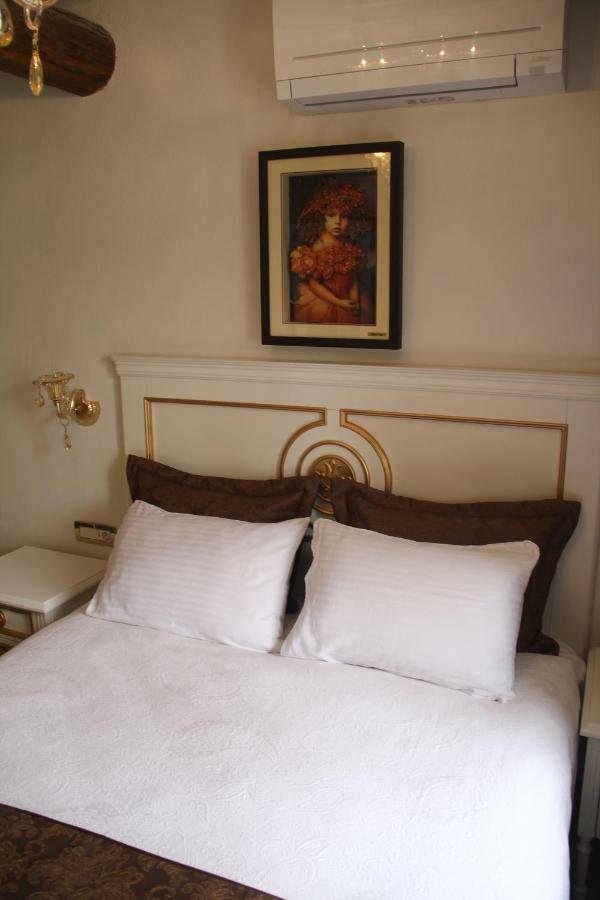 Laledan Hotel Cesme Exterior photo