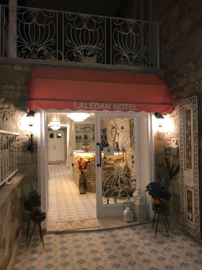 Laledan Hotel Cesme Exterior photo